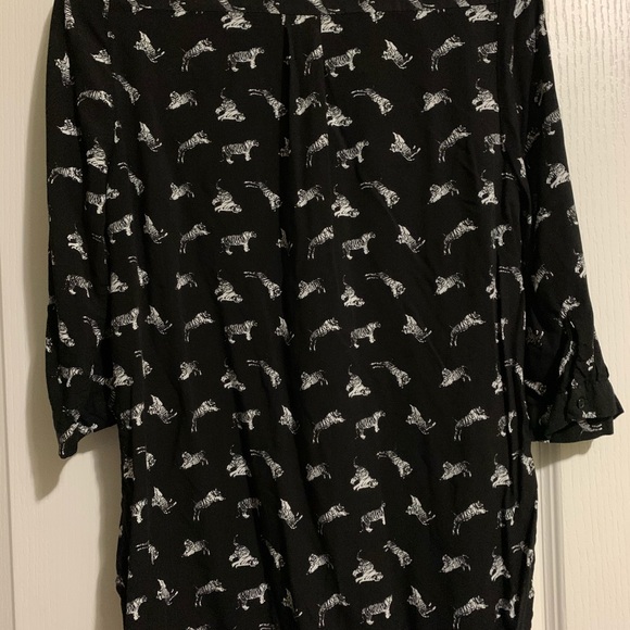 Mandee 3/4 sleeve shirt size Small - Picture 3 of 3